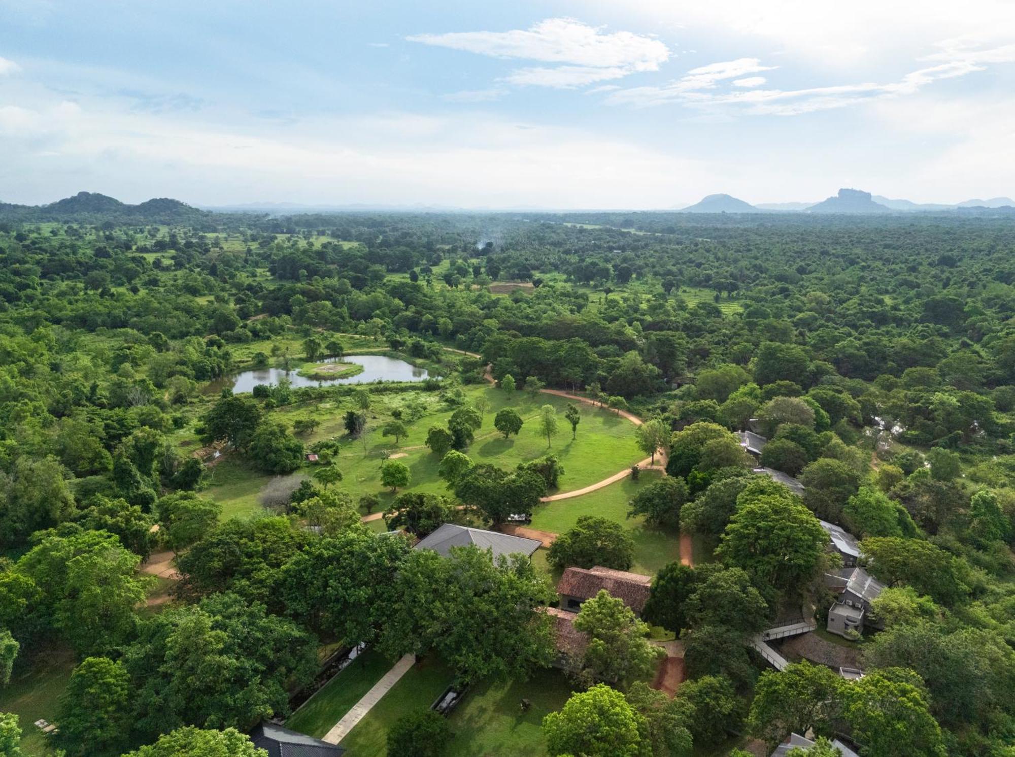 Ayugiri Ayurveda Wellness Resort Sigiriya Exterior photo