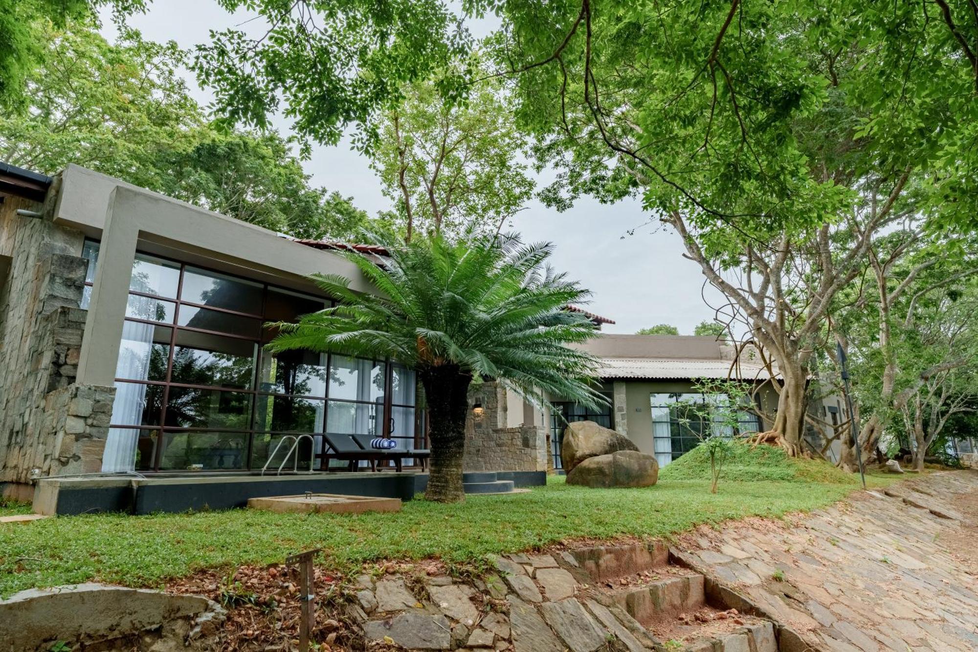 Ayugiri Ayurveda Wellness Resort Sigiriya Exterior photo
